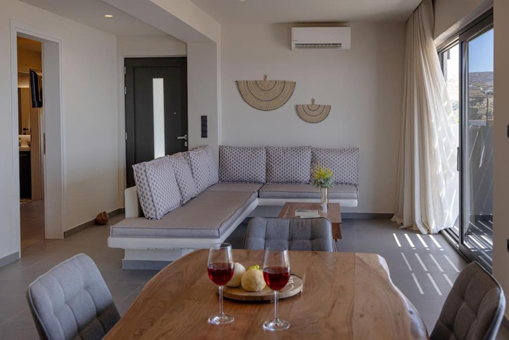 Pearl Suites And Villa Τήνος Εξωτερικό φωτογραφία