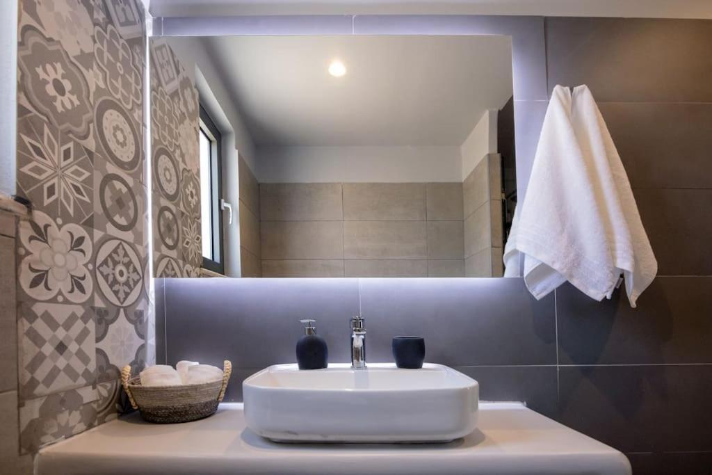 Pearl Suites And Villa Τήνος Εξωτερικό φωτογραφία
